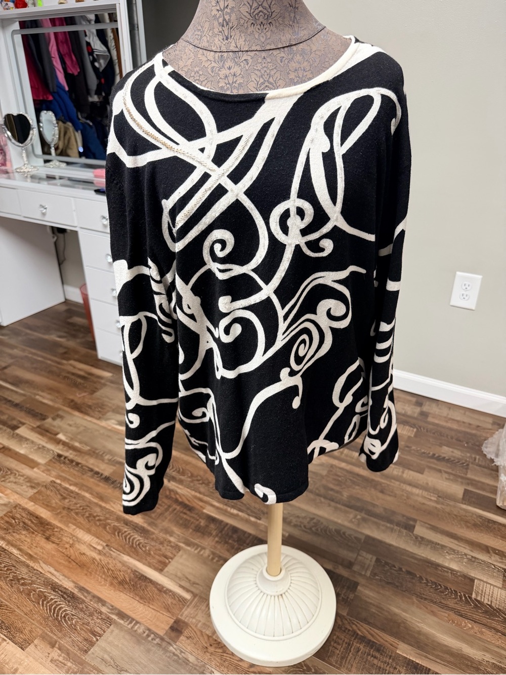 Black and Cream Abstract Pattern Women's Sweater